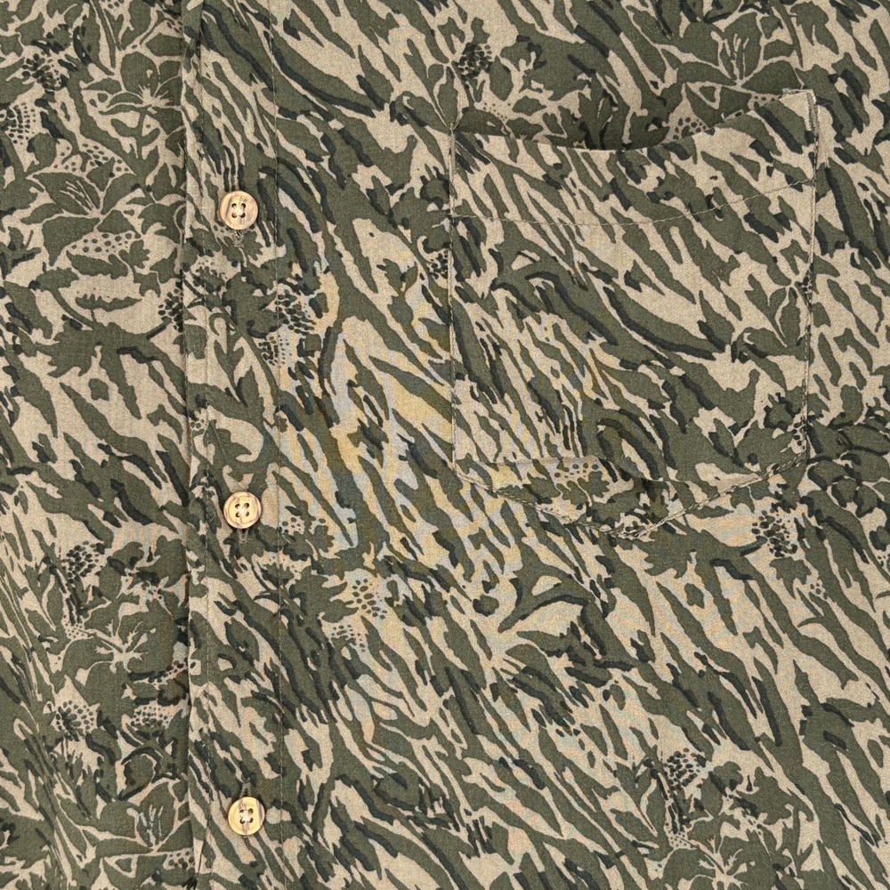 Union Brand Camo Floral Rayon Button Up Shirt Green Tropical Mens Large - Picture 4 of 8